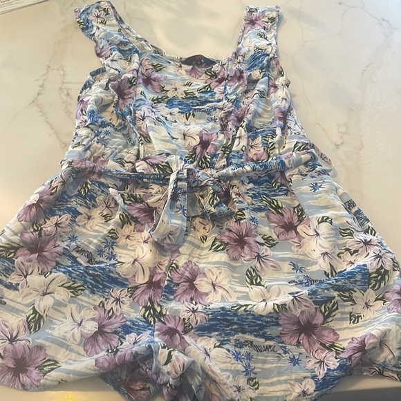 CUTE ROMPER WITH POCKETS - Picture 5 of 7